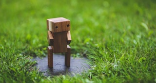 Holzfigur eine Roboters