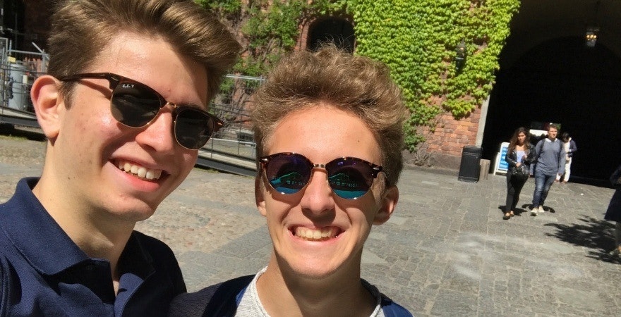 Marc and Noah Portrtait Dropshipping-Fehler