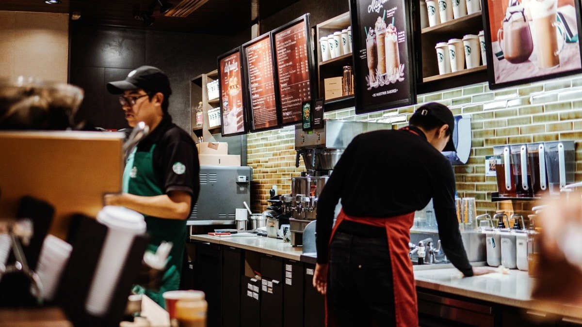 Starbucks - Ejemplo de benchmarking funcional exitoso