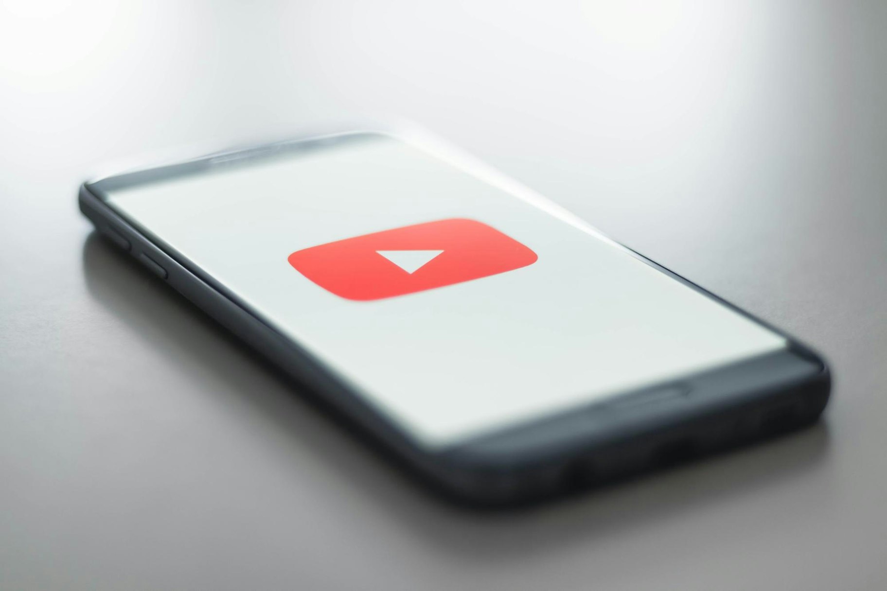 The Perfect YouTube Thumbnail Size and Tips for 2023